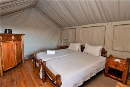 Addo Restcamp Safari Tent Bed
