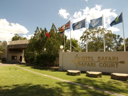 Safari Hotel 06